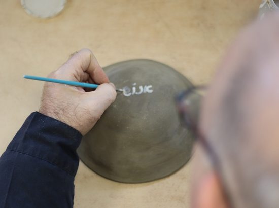 קרמיקה בעבדות יד